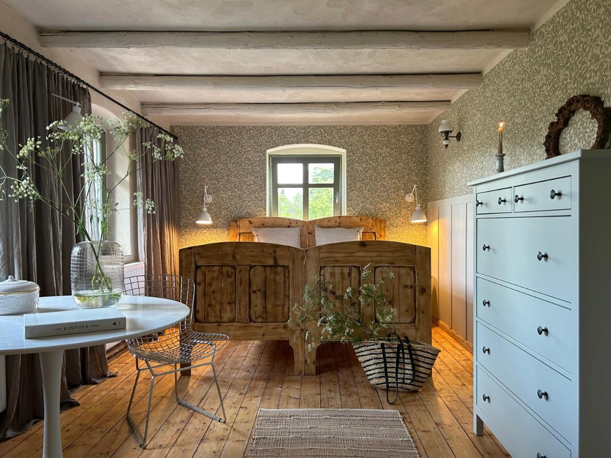 Dom Na Krzewiu Bed & Breakfast Gryfow Slaski Exterior photo